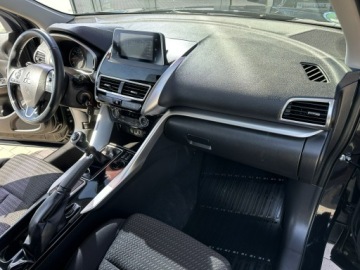 Mitsubishi Eclipse Cross SUV 1.5 T 163KM 2019 Mitsubishi Eclipse Cross Kamera, Grzane fotele Hak, zdjęcie 13