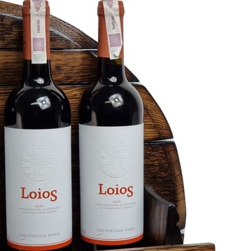 Винный стеллаж из бочковых досок ПРЕМИУМ.