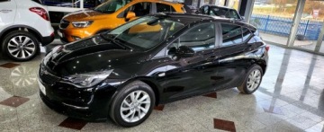 Opel Astra K Hatchback Facelifting 1.2 Turbo 130KM 2020 Opel Astra 1.2 turbo benzyna 130 km Kamera Nawigacja 1.2 Benzyna 130KM, zdjęcie 19