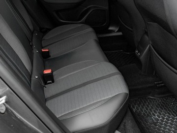 Peugeot 2008 II SUV 1.2 PureTech 130KM 2023 Peugeot 2008 DW8WM71#1.2 PureTech Allure Pack, zdjęcie 28