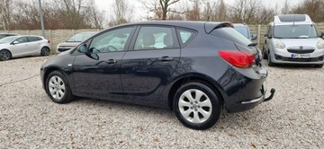 Opel Astra J GTC 1.4 100KM 2014 Opel Astra Super Stan Bezwypadkowy, zdjęcie 5