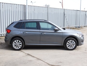 Skoda Kamiq Crossover 1.0 TSI 110KM 2022 Skoda Kamiq 1.0 TSI, Salon Polska, Serwis ASO, zdjęcie 5