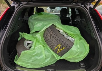 Volvo XC60 II Crossover T6 310KM 2019 Volvo XC 60 Rezerwacja 310KM AWD Masaze HAK Head-UP 2.0 Benzyna 310KM, zdjęcie 13