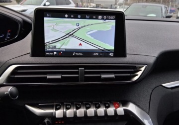 Peugeot 3008 II Crossover 1.2 PureTech 130KM 2019 Peugeot 3008 Peugeot 3008 1,2 PureTech GPF Allure SS EAT8 po wymianie ro, zdjęcie 11