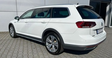 Volkswagen Passat B8 Alltrack Facelifting 2.0 TDI 190KM 2020 Volkswagen Passat Alltrack 4x4 Automat Led Kamera Navi Webasto Hak, zdjęcie 12