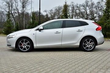 Volvo V40 II Hatchback Facelifting 2.0 D2 120KM 2016 Volvo V40 LiFT Full Led Ocean Race Ledy Digital, zdjęcie 13