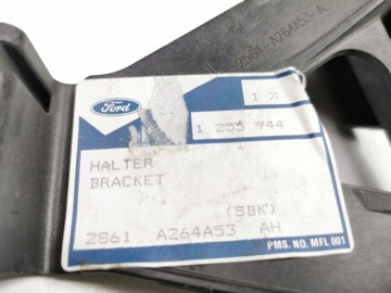 DRŽÁK KLIKY LEVÝ DVEŘE ZADNÍCH FORD FIESTA 01-08 /FUSION 01-12 1255944