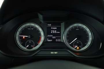 Skoda Octavia III Liftback Facelifting 1.6 TDI 115KM 2019 Skoda Octavia 1.6 TDI, Salon Polska, zdjęcie 7