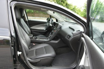 Opel Ampera 2012 Opel Ampera 1.4 150KM Hybryda Plug-in 2012r., zdjęcie 22