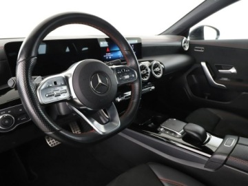 Mercedes CLA C118/X118 Shooting Brake Plug-In 1.3 250e 218KM 2020 Mercedes CLA 250 FV23% PHEV full LED, zdjęcie 13