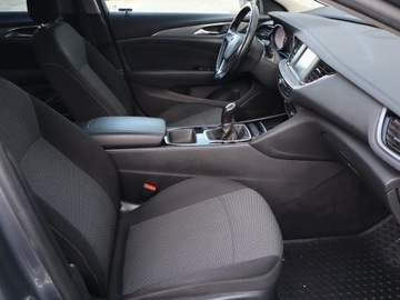 Opel Insignia I Hatchback Facelifting 1.6 CDTI Ecotec 136KM 2017 Opel Insignia 1.6 CDTI, Salon Polska, Serwis ASO, zdjęcie 8