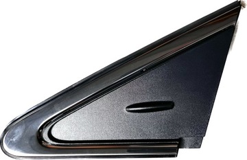 TOYOTA AVENSIS osłona zaślepka błotnika trójkąt OE 60118-05021