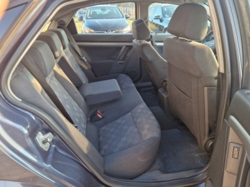 Opel Vectra C Sedan 1.9 CDTI ECOTEC 120KM 2007 Opel Vectra Opel Vectra C 1.9 1.9 Tdi Raty Zamiana 1.9 Diesel 120KM, zdjęcie 12