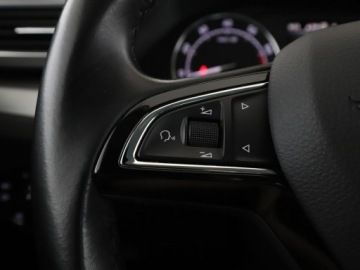 Skoda Superb III Liftback 1.8 TSI 180KM 2018 Škoda Superb Skoda Superb DSG bi-xenon/LED navi, zdjęcie 33