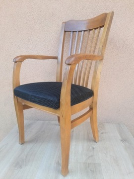 ДУБОВОЕ КРЕСЛО