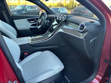 Mercedes GLC C254/X254 Coupe 2.0 220d 197KM 2024 Mercedes-Benz GLC 220 d 4 MATIC Coupe AMGPremium PlusBurmesterJasne Wnetrze, zdjęcie 9