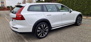 Volvo 2020 Volvo V60 Cross Coutry 2.0D 190KM, Automat, Xeonon, Skóra. POLECAM, zdjęcie 3