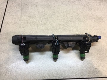 РЕЙКА ВПРЫСКА FABIA I 1.2 12V 03E133320 03E906031