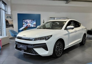 JAC 2025 JAC J7 1.5 Benzyna 136KM