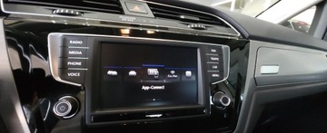 Volkswagen Touran III 1.6 TDI 115KM 2017 Volkswagen Touran 7 Osobowy Kamera Nawigacja Full LED Elektryczna klapa MO, zdjęcie 39