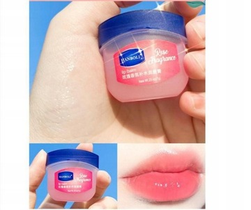 Увлажняющая помада из 4 частей с вазелином