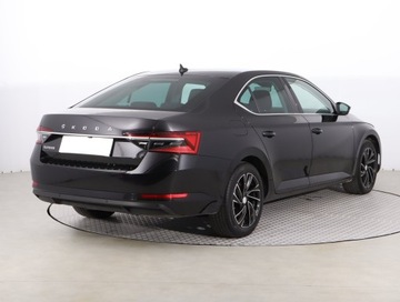 Skoda Superb III Liftback Facelifting 2.0 TDI SCR 200KM 2021 Skoda Superb 2.0 TDI, Salon Polska, Serwis ASO, zdjęcie 4