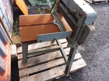 БУМАЖНОРЕЗКА SCHIMANEK 46