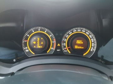 Toyota Auris I Hatchback 5d Facelifting 1.6 Valvematic 132KM 2011 Toyota Auris 1.6 Benzyna 132KM Klimatr LIFT Isofix, zdjęcie 12