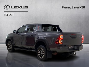 Toyota Hilux VIII Podwójna kabina Facelifting 2.8 D-4D 204KM 2023 Toyota Hilux 2.8 D-4D Double Cab GR Sport 4x4 Toyo, zdjęcie 8