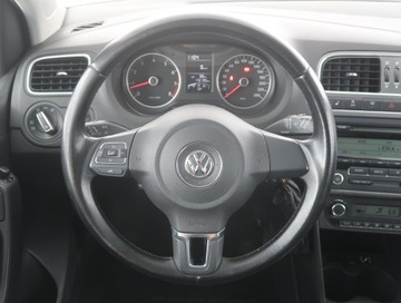 Volkswagen Polo V Hatchback 5d 1.2 TSI 105KM 2010 VW Polo 1.2 TSI, Klima, Klimatronic, Tempomat, zdjęcie 14