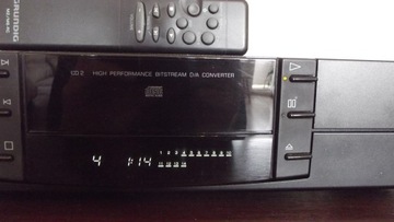 GRUNDIG CD-2 читает компакт-диски и CD-R.