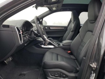Porsche Cayenne III 2023 Porsche Cayenne Turbo, 2023r., 4x4, 4.0L 4.0 Benzyna 541KM, zdjęcie 7