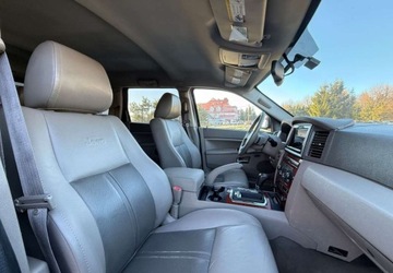 Jeep Grand Cherokee III 3.0 CRD V6 218KM 2006 Jeep Grand Cherokee Jeep Grand Cherokee 3.0 CRD Automatik Limited 3.0 218KM, zdjęcie 22