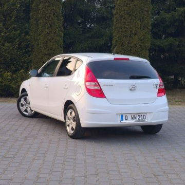 Hyundai i30 I Hatchback 1.4 109KM 2009 Hyundai i30 I 1.4 Benzyna 109KM Manual, zdjęcie 17