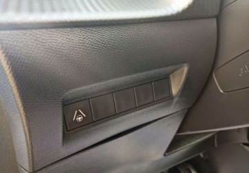 Peugeot 2008 II e-SUV Facelifting Elektryczny 54kWh 156KM 2023 Peugeot 2008 e-2008 54kWh GT SalonPL 156KM Najmocnieszy FV23 Kredyt 0 Leas, zdjęcie 20