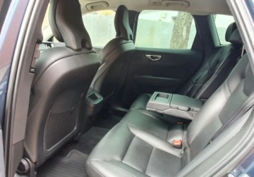 Volvo XC60 II 2021 Volvo XC 60 Hybryda Bezwypadkowe Serwis GetHelp 2.0 Benzyna 197KM, zdjęcie 17