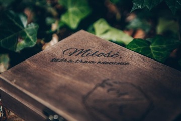 Серия коробочек для обручальных колец 2024 - Свадьба