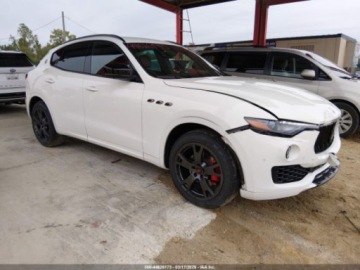 Maserati Levante 2021 Maserati Levante 2021 3.0l 3.0 Benzyna 345KM, zdjęcie 6