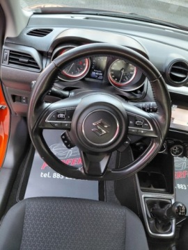 Suzuki Swift VI 2021 Suzuki Swift Hybryda Navi Kamera Klimatronik Asystent 1.2 Hybryda 83KM, zdjęcie 11