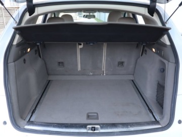 Audi Q5 I SUV 3.2 FSI 270KM 2010 Audi Q5 3.2 FSI, 4X4, Automat, Skóra, Navi, zdjęcie 13