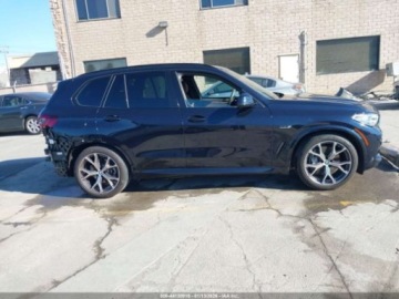 BMW X5 G05 2023 BMW X5 Phev xDrive45e 2023 3.0 Hybryda 282KM, zdjęcie 6