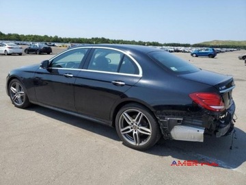 Mercedes Klasa E W213 2019 Mercedes-Benz Klasa E 2019r., E300 4Matic, 2.0L 2.0 Benzyna 241KM, zdjęcie 3