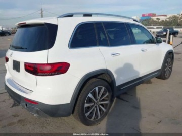 Mercedes GLB 2021 Mercedes-Benz GLB 250 2021 2.0 Benzyna 221KM, zdjęcie 5