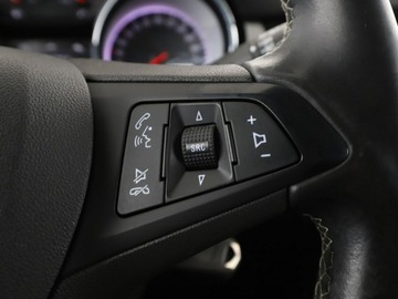 Opel Astra K Sports Tourer 1.6 CDTI 110KM 2019 Opel Astra 1.6 CDTI 6MT 120 Jahre Klimatyzacja, zdjęcie 27
