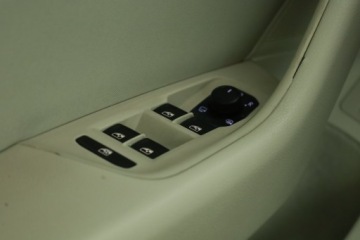 Volkswagen Passat B8 Variant 2.0 TDI BlueMotion SCR 150KM 2016 VW Passat 2.0 TDI, Automat, Navi, Klima, zdjęcie 15