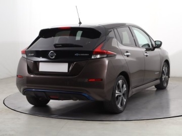 Nissan Leaf II Hatchback Elektryczny 40kWh 150KM 2018 Nissan Leaf 40 kWh, SoH 89%, Salon Polska, zdjęcie 4