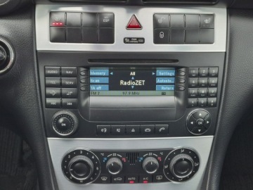 Mercedes CLC 1.8 (180 Kompressor) 143KM 2008 Mercedes CLC Benzyna, 143KM, Coupe, Zadbany, zdjęcie 25