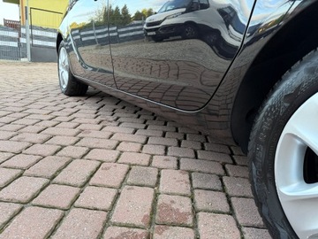 Opel Meriva II Mikrovan 1.4 Twinport ECOTEC 100KM 2011 Opel Meriva TYLKO 132tyśkm 1WŁ Wersja ESSENTIA 2011 Klima 1.4Zwykła Benzyna, zdjęcie 16