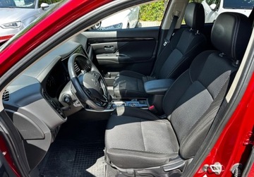 Mitsubishi Outlander III SUV Facelifting 2017 2.0 150KM 2020 Mitsubishi Outlander 2,0 Benzyna 150 KM 7-osob Automat Salon PL Serwis GWA, zdjęcie 19