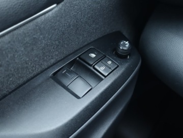 Toyota Yaris IV Hatchback 1.5 Dynamic Force 125KM 2022 Toyota Yaris 1.5 VVT-i, Salon Polska, Serwis ASO, zdjęcie 18